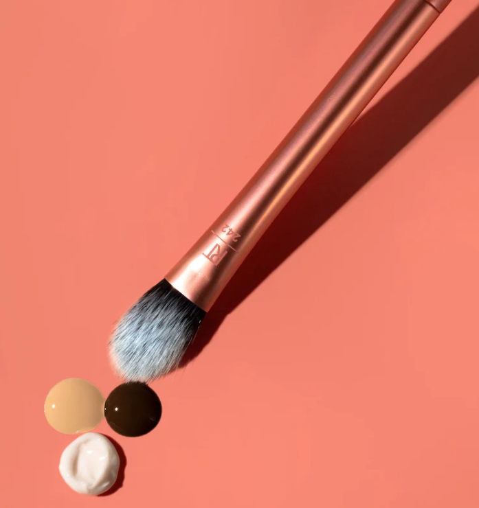 Real Techniques Brightening Concealer Brush – Brocha para corrector iluminador