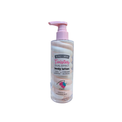 Loción corporal Twister The Fruit Company Fresa con Nata, doble textura gel y crema hidratante, envase transparente con dosificador rosa.